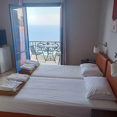 Silia Galini 3*